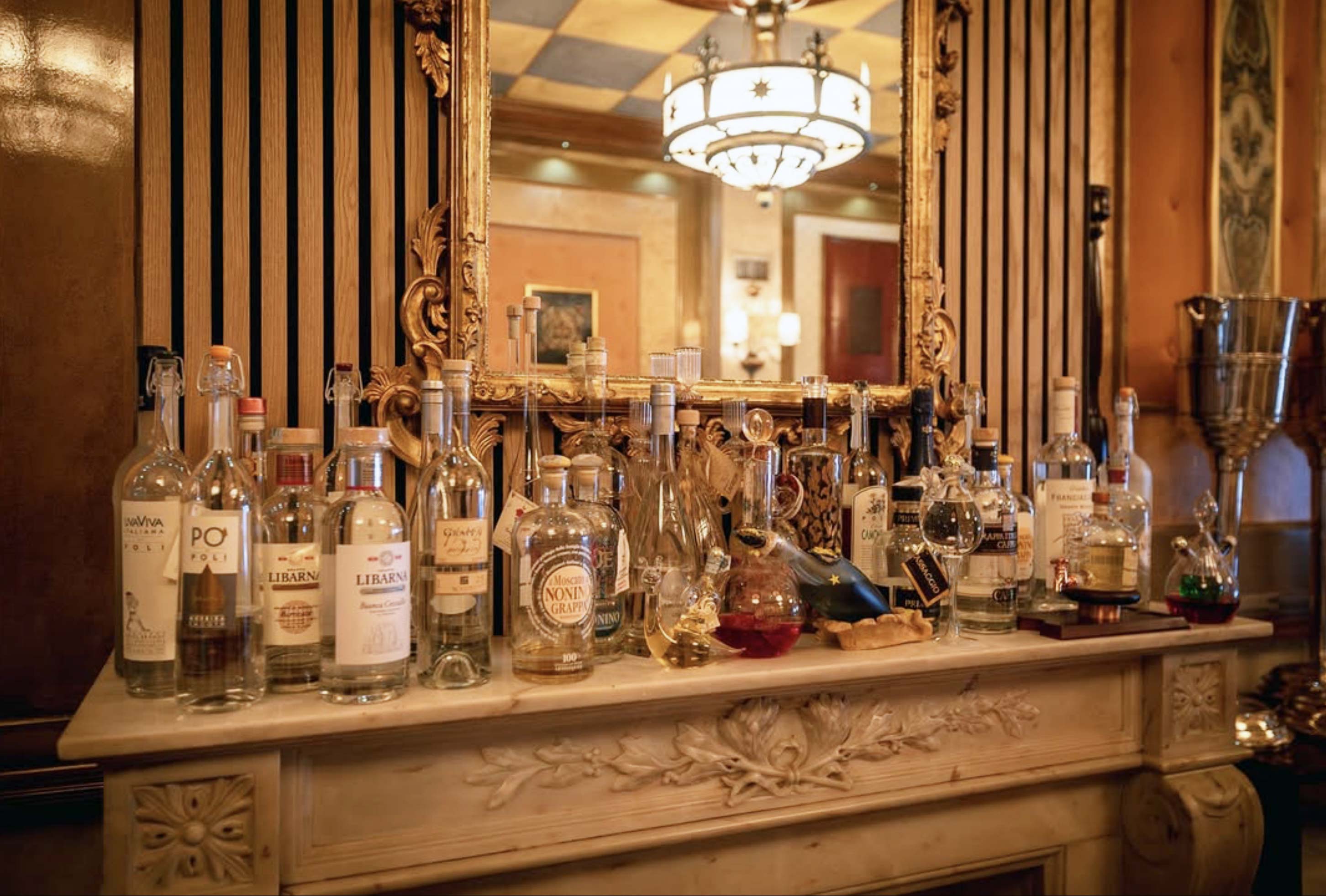 La Famiglia hospitality — elegant service and ambiance