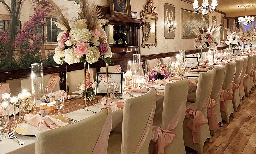 Wedding dinner table at La Famiglia